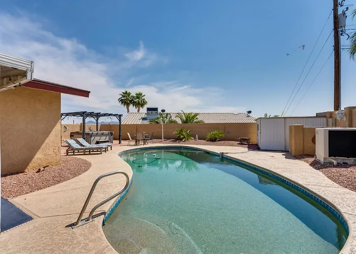 3 Mi To Marina: Havasu W/ Heated Pool Holiday home